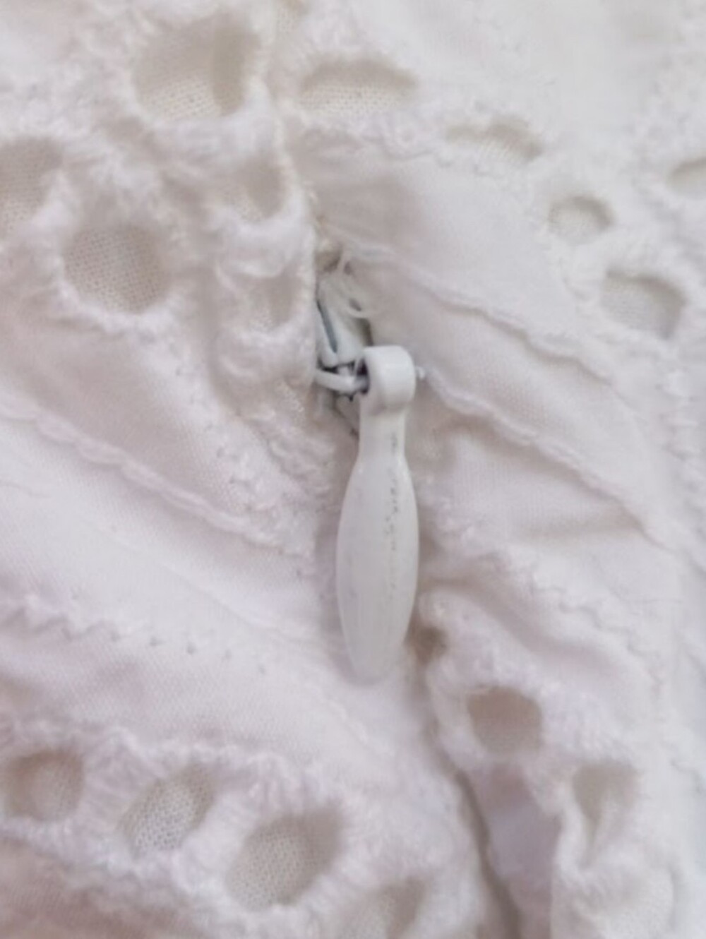 Anthropologie Maeve elegant white tiered eyelet midi dress with a square neckli - Picture 9 of 10